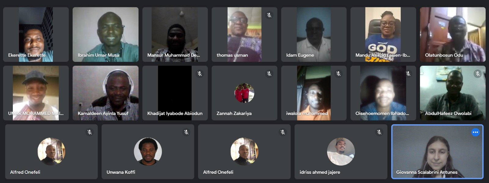 Nigerianos participam de aulas on-line de língua portuguesa da UEM